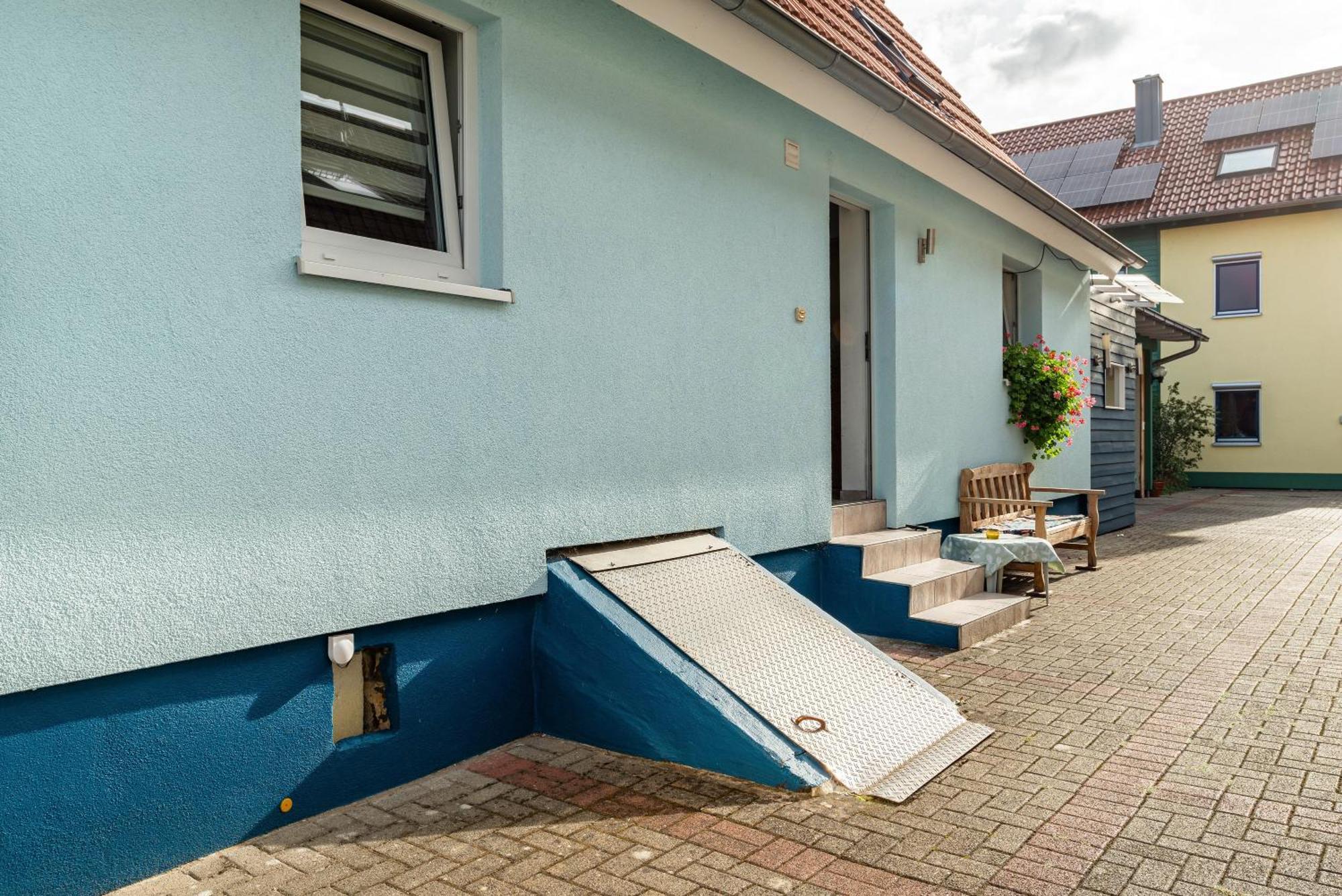 Ferienwohnung Blaues Haus Ubstadt-Weiher Luaran gambar
